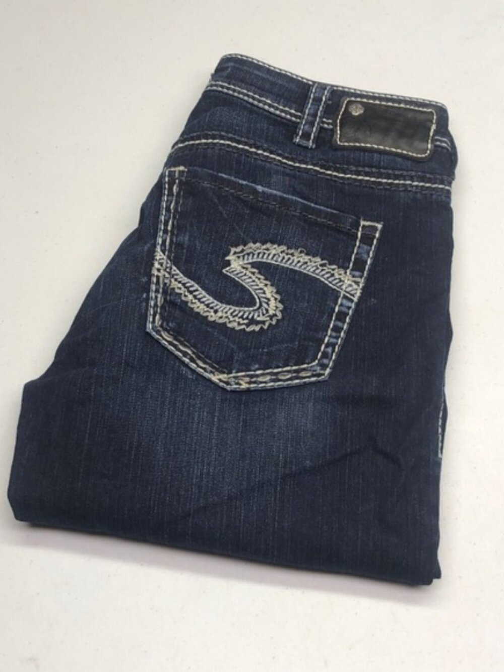 LIKE NEW SILVER SUKI HIGH CAPRI JEANS 30x26 ⭐️